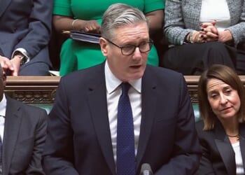 'Waffling' Starmer is mauled over shambolic ID cards U-turn in brutal PMQs as furious Labour MPs say they can't defend government policies