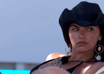 Watch the moment Love Island feud boils over and All Star is left raging as boy sneaks off to the terrace with rival