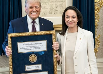Venezuelan opposition leader María Corina Machado presented her Nobel Peace Prize medal to Trump during a White House meeting last week