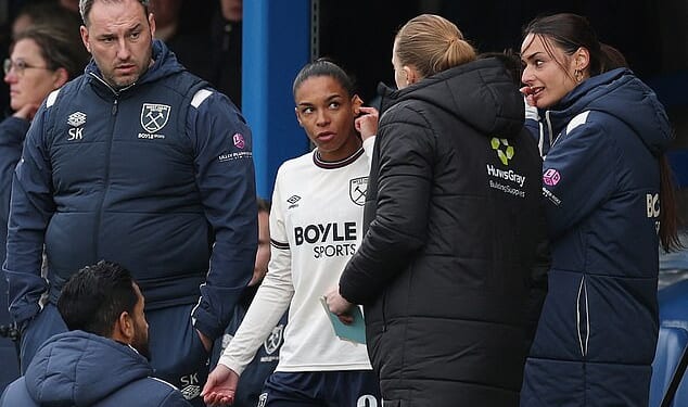 Cascarino was set to come on at the start of the second half when she was told by referees that she would not be allowed to enter the field unless she removed her earring