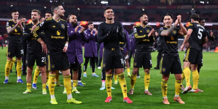 Manchester United find themselves in exactly the same position as when they won one of their most famous titles