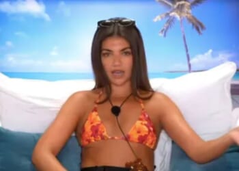 Love Island's Samie issues stark warning to Lucinda as she says 'tread carefully' after making move on Sean