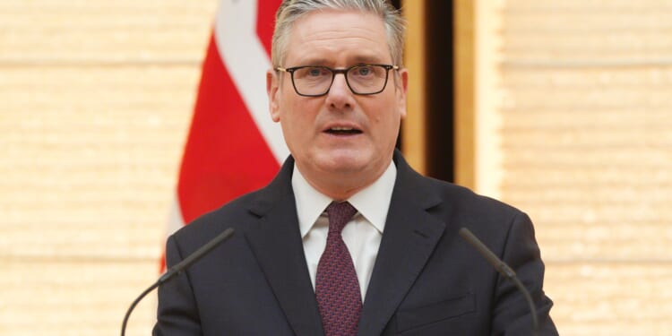 Fury as Keir Starmer mulls over paying massive sums to join EU defence pact amid fresh attack on Brexit