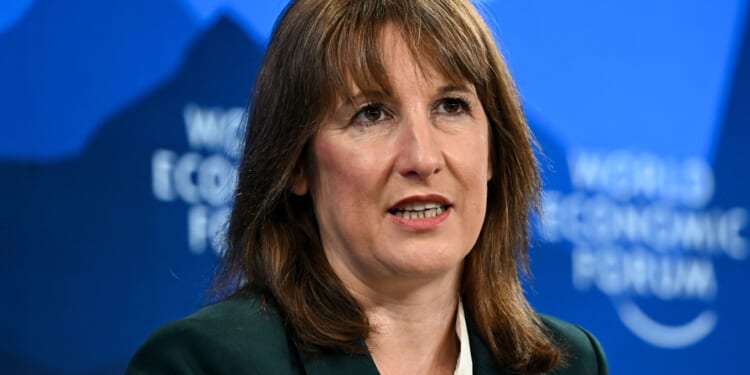 Labour urged to step up this year’s growth plans as economic 'warning lights' continue to flash