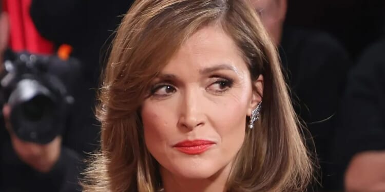 Golden Globe winning actress admits she felt ‘grief & shame’ after ‘losing part of’ herself to motherhood