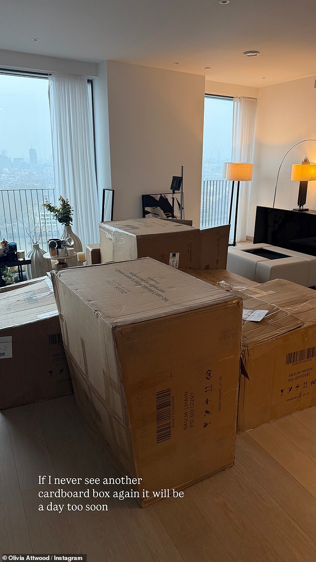 Last week, Olivia gave fans the first glimpse of her new flat, after hastily moving out of the home she shared with Bradley in Cheshire