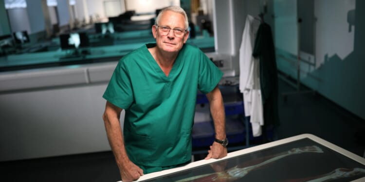 I’ve performed 23,000 autopsies & seen bodies put through wood chippers… why combing over Diana’s death still haunts me