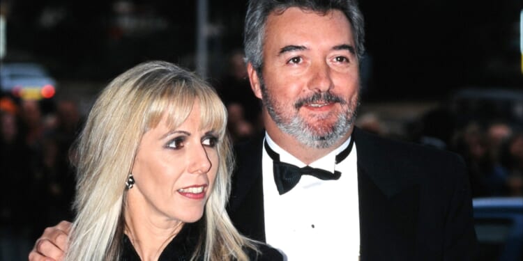 Who was John Virgo's wife Rosie, and how many children did snooker legend have?