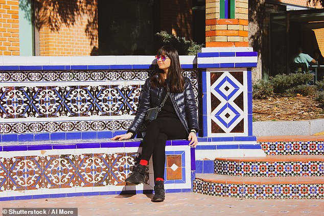 Solo female travellers in Barcelona should beware of pickpockets (stock)