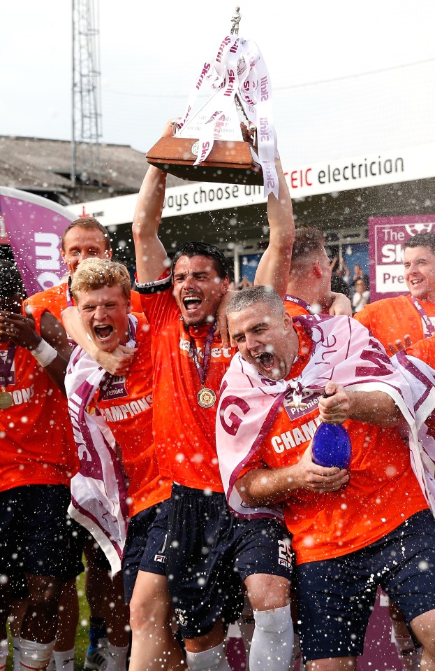 Luton Town v Forest Green - Skrill Conference Premier