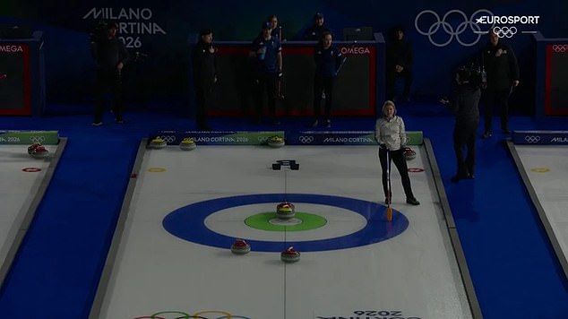 The lights were out for around four to five minutes, before competition was able to resume