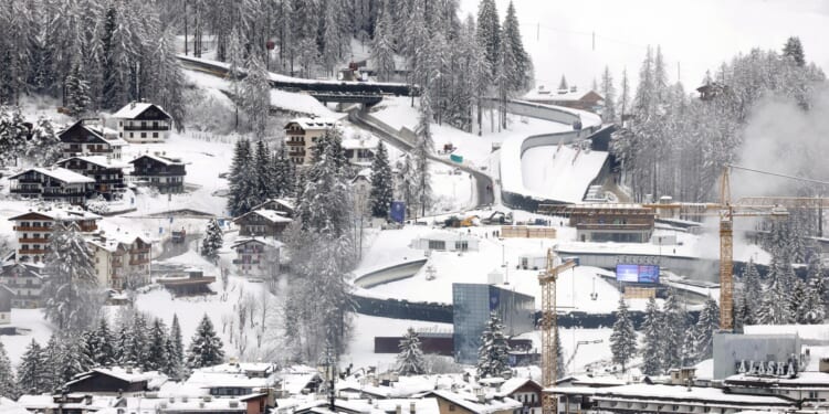 Winter Olympics 2026 event featuring Lindsey Vonn CANCELLED due to heavy SNOW