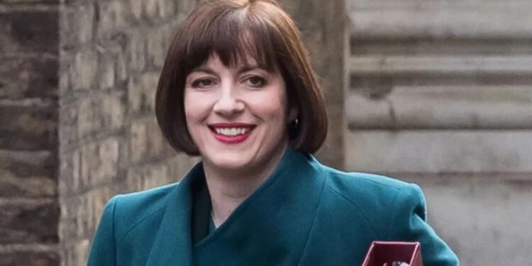 Boys should be allowed to wear skirts at school to let them explore gender, says Education Secretary Bridget Phillipson