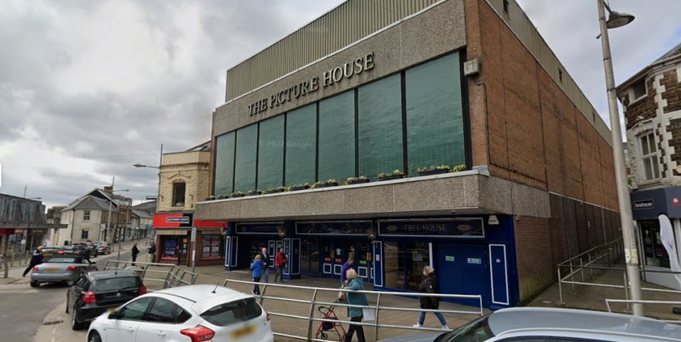 NINTCHDBPICT001061107063