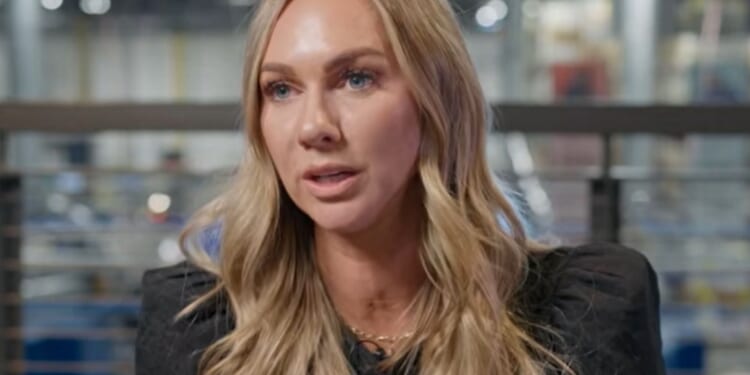 I'm a mum-of-2 & I make £74k a month with my online business