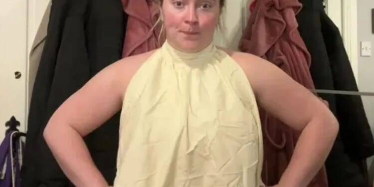 I thought I ordered a cute dress from PLT but I look like a bag of spuds with arms & folk say it's like a 'latex glove'