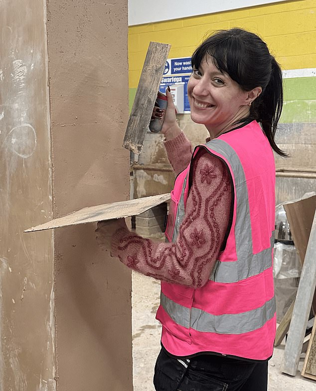 Construction jobs can be well paid, offer a lot of space for growth and independence as well as the chance to travel the world with your skills