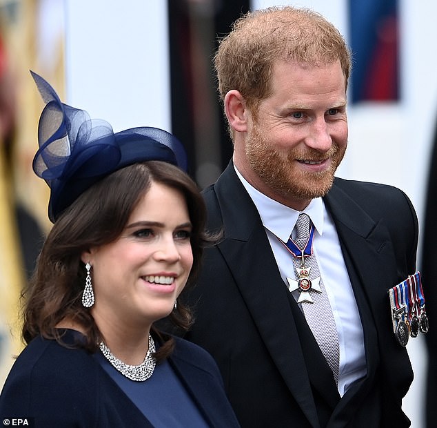 Sources say the York sisters' closeness to Harry has ¿fallen apart¿ in recent years