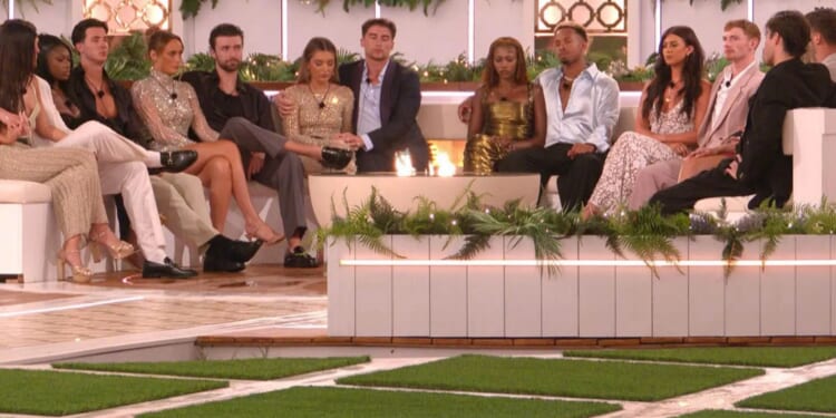 Love Island All Star takes swipe at 'fake' co-star as fans claim she's 'obsessed' with them