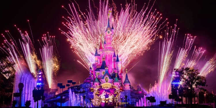 I’ve found best time to visit Disneyland Paris for cheaper hotels and much shorter queues