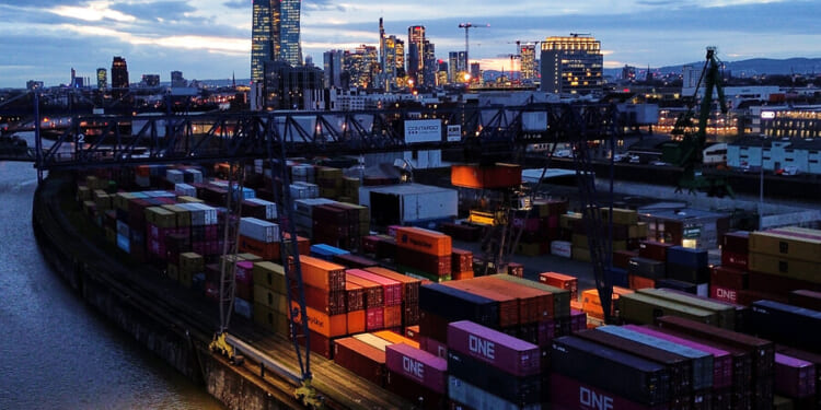 As Trump pushes back on tariff ruling, other nations push back at him