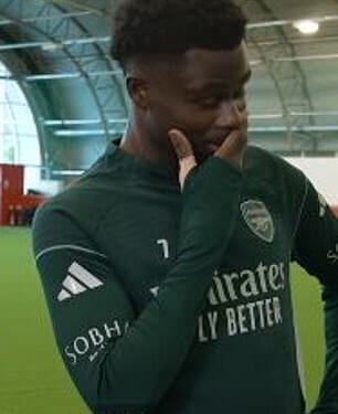Bukayo Saka was left unable to speak as he read aloud a letter from his parents after signing a new Arsenal contract