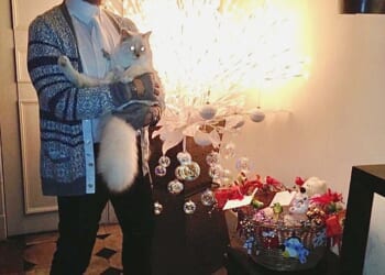 Karl Lagerfeld's cat Choupette (pictured together in 2016) was left $1.5million by the late designer who passed away in 2019 at the age of 85