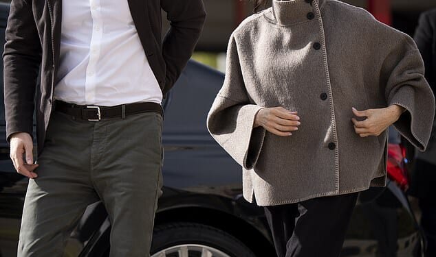 Foreign Office distances itself from Harry and Meghan's 'inappropriate' visit to Jordan's UK embassy