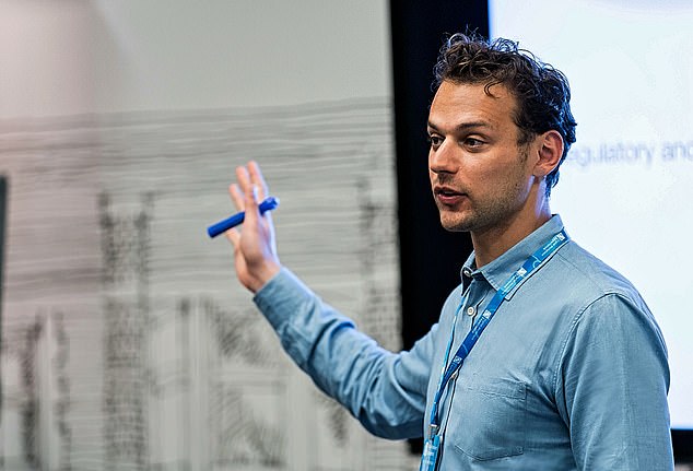 Mr Simons, a strong ally of Sir Keir, has previously said it was 'nonsense' to claim he wanted to investigate journalists