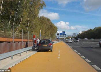 In April 2023, the former Prime Minister Rishi Sunak officially called off the building of new 'smart' motorways due to low public confidence and financial reasons
