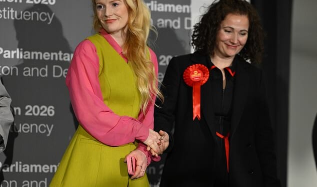 Shake on it: Hannah Spencer and Labour’s Angeliki Stogia during the Gorton and Denton by-election count