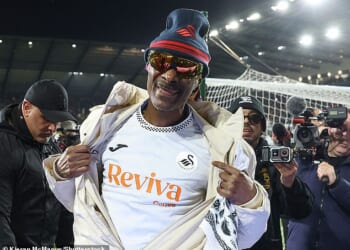 Snoop Dogg brought a party atmosphere to Swansea on his first visit to the club since purchasing a minority stake in the club