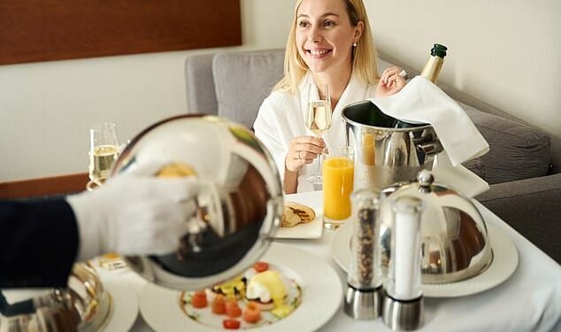 Solo travellers have shared their top tip to securing extra welcome drinks and added breakfast options when staying in hotels as a single guest: booking a room for two
