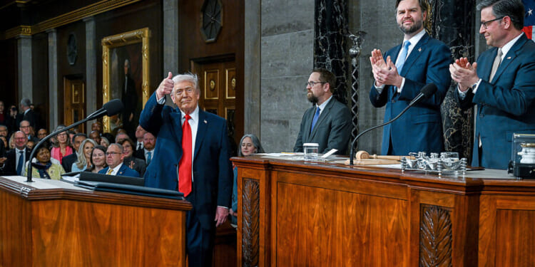 Trump portrays a “winning” America: Will that translate into GOP midterm votes?