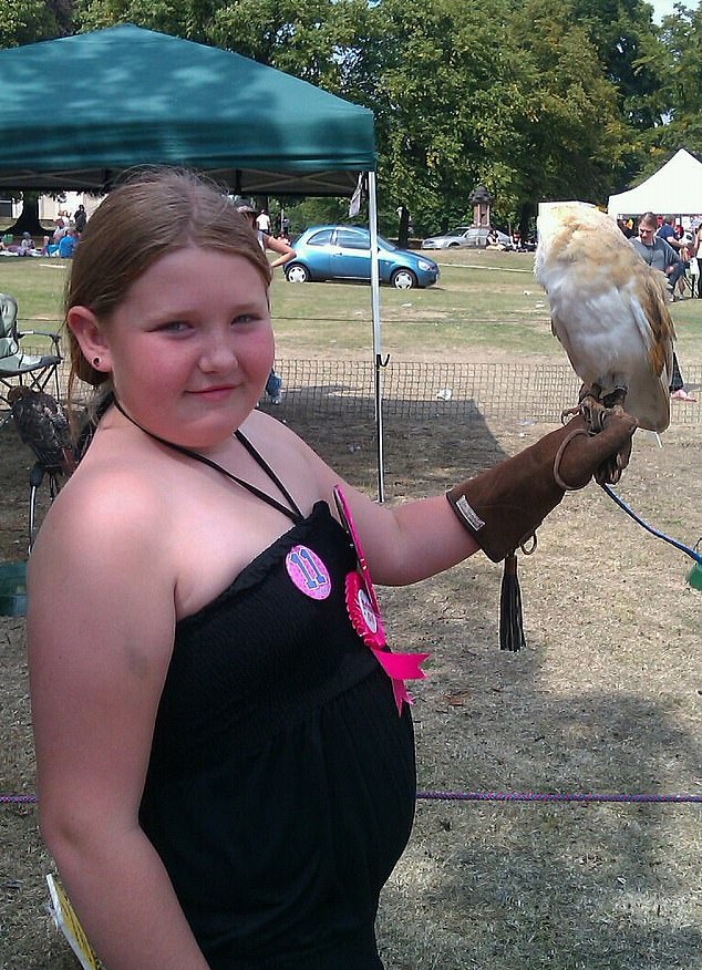 ... before attending her first weight-loss camp at the age of 12 she was a target for relentless bullying at school, where she was cruelly labelled ¿beefburger girl¿