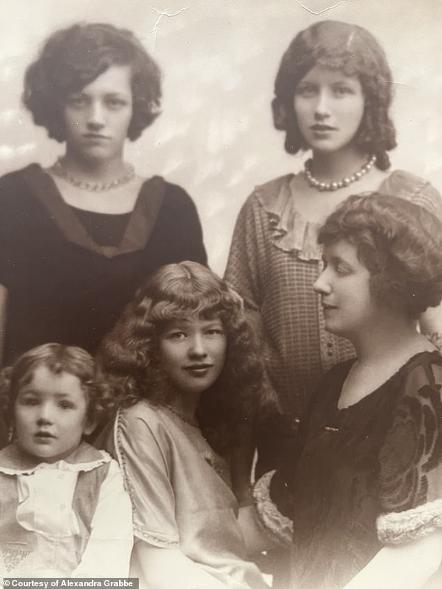 One of Beatrice's 'visitors' included her elder sister Helen (left). Beatrice is on the right, with her mom, younger sister Dorothy, and younger brother