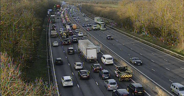 M4 grinds to a halt after crash between van and car as drivers warned of 25-minute delays and 3 miles of congestion