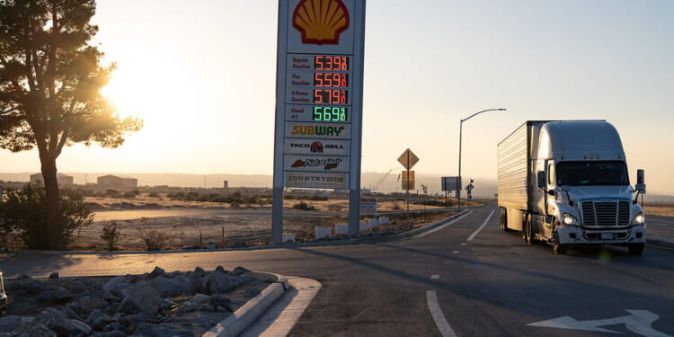 The Strait of Hormuz: How Iran conflict affects oil tankers – and prices