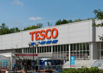 Thousands of Tesco staff to get £8,000 free cash in massive £134million share windfall