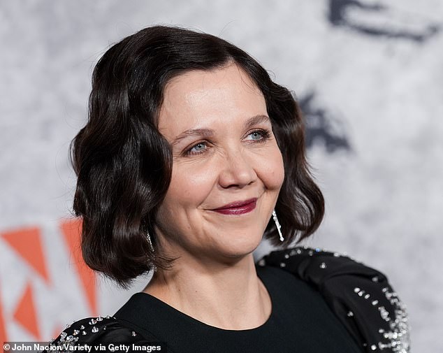 Gyllenhaal had her signature raven bob pressed into finger waves as a salute to The Bride's 1930s Chicago setting