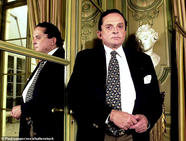Wildenstein was previously married to Alec N. Wildenstein. They met at his family's African ranch in 1977 before eloping in Las Vegas in 1978; pictured in 2000 in Paris