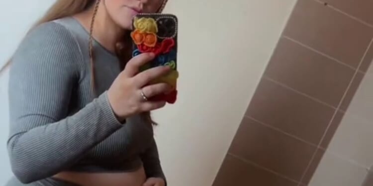 I had my first kid at 16 but am now on baby number 7 at 24