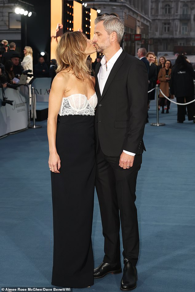 Beau, 43, packed on the PDA with her new husband Shane Richards, whom she wed in 2025