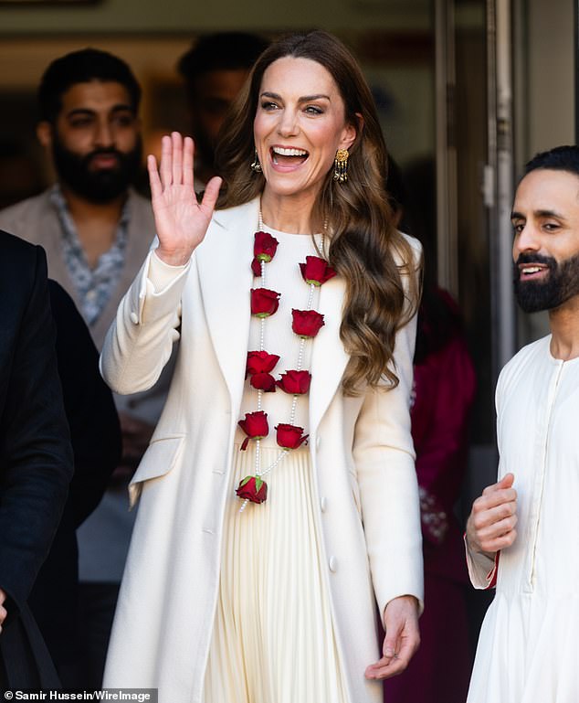 The Princess of Wales meets members of the Aakash Odedra Company in Leicester today