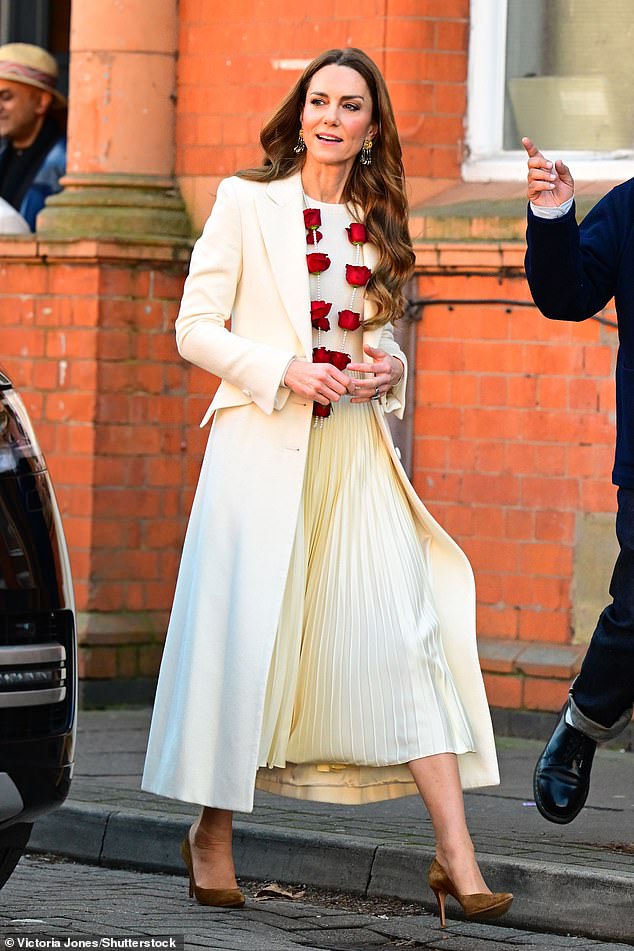 The Princess of Wales meets members of the Aakash Odedra Company in Leicester today