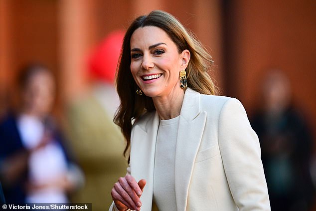 The Princess of Wales meets members of the Aakash Odedra Company in Leicester today