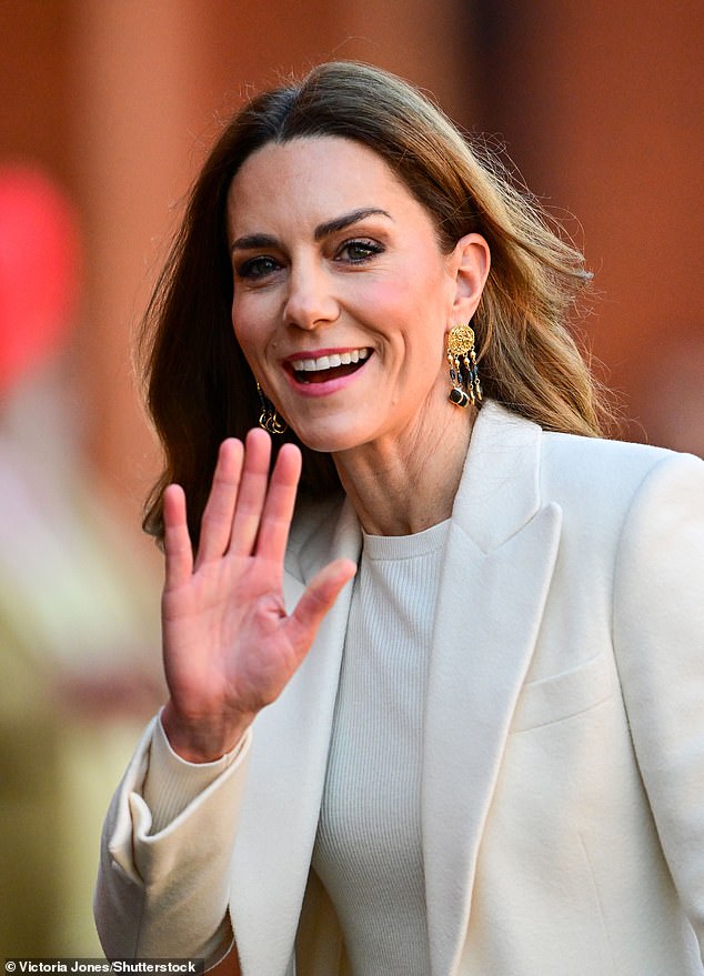The Princess of Wales meets members of the Aakash Odedra Company in Leicester today