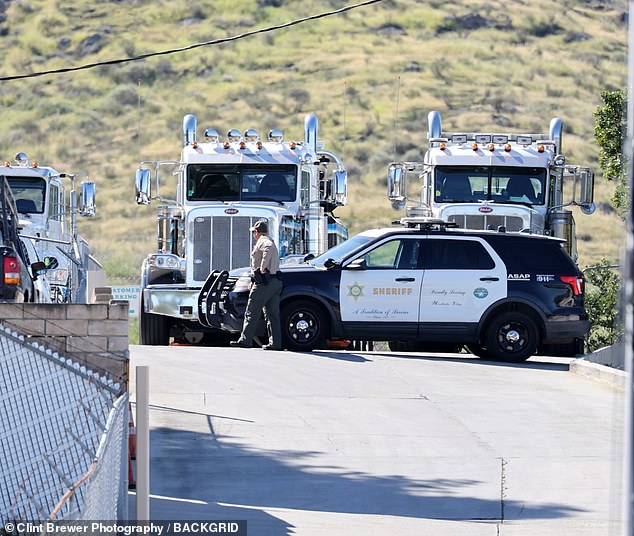 On Thursday, officers arrived at Roy’s Towing in Thousand Oaks, where Britney Spears’ black BMW is reportedly being held