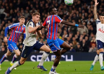 More misery for Spurs as Micky van de Ven sent off before Crystal Palace draw level with penalty