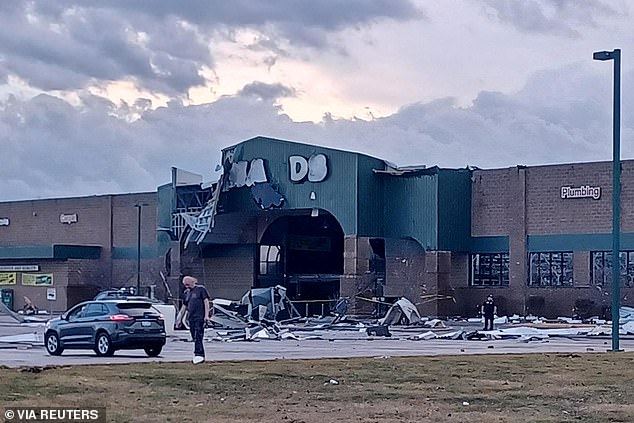 In total, at least three tornadoes were reported in the Union City and Three Rivers area. Michigan officials said that three people died